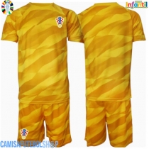 Camisa de time de futebol Croácia Goleiro Replicas 1º Equipamento Infantil Europeu 2024 Manga Curta (+ Calças curtas)